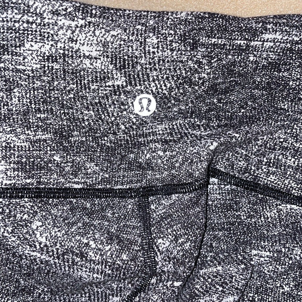 Lululemon WUNDER UNDER LEGGINGS